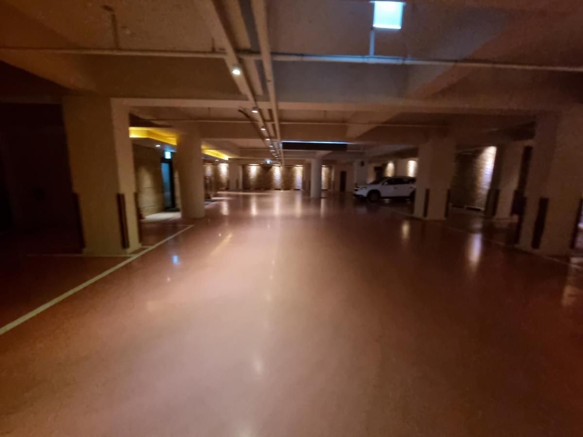 Pinegrove Hotel Gimhae Екстериор снимка